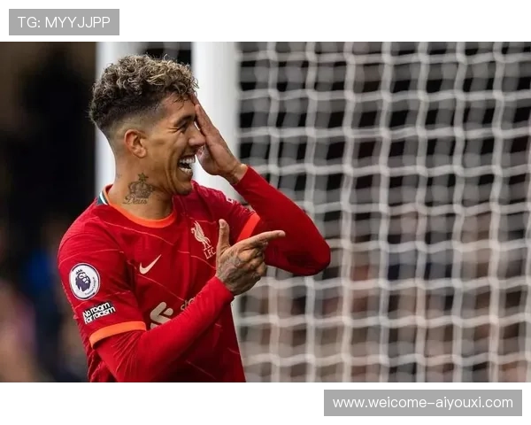 武汉三镇菲尔米诺远射开火，贴地炮弹钻进网角