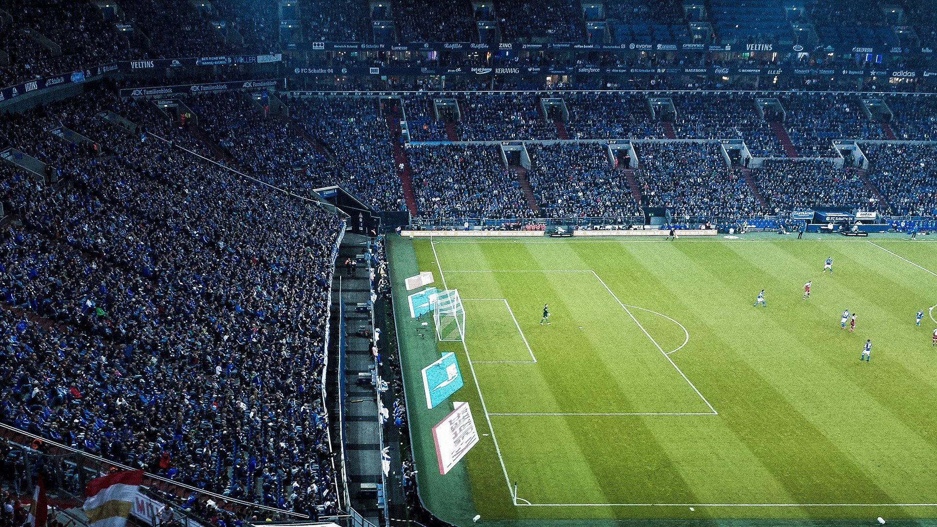 ayx爱游戏官网-防守节奏是否能限制对方外线命中率，防守人能一直待在三秒区吗